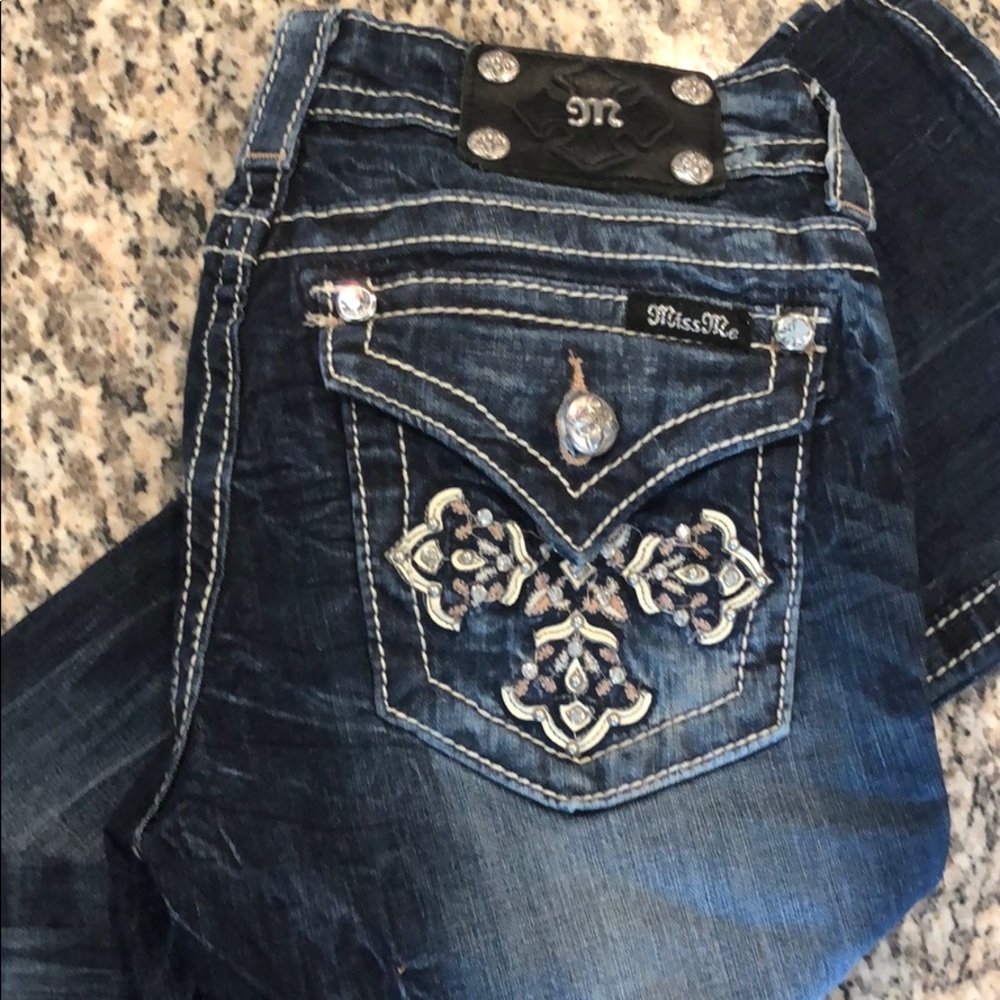 Miss Me Jeans with cross pockets